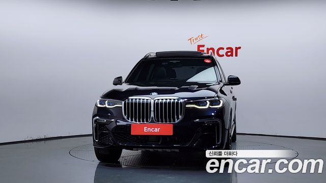 BMW X7 2021 — photo 3