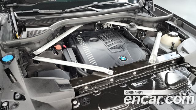 BMW X7 2021 — photo 6