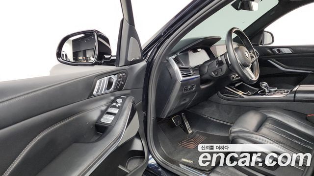 BMW X7 2021 — photo 13