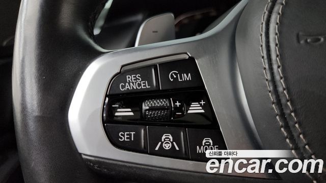 BMW X7 2021 — photo 27