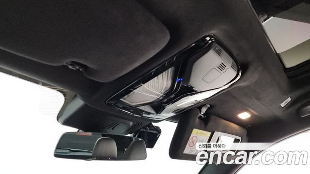 BMW X7 2021 — photo 28