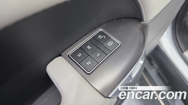 Land Rover Range Rover Sport 2016 — photo 14