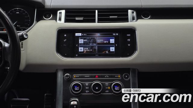 Land Rover Range Rover Sport 2016 — photo 17