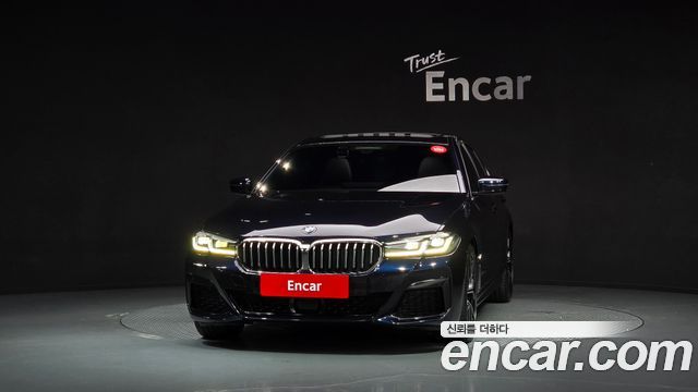 BMW 5-Series 2022 — photo 2