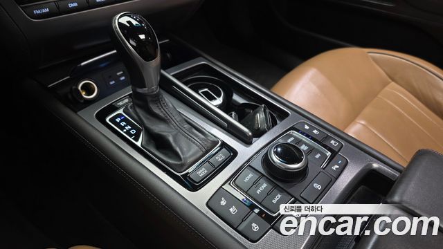 Hyundai Genesis 2016 — photo 12