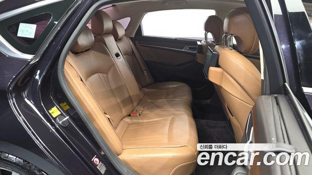 Hyundai Genesis 2016 — photo 18