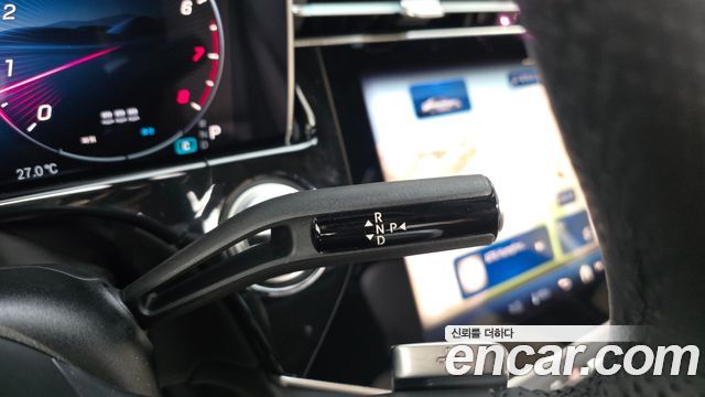 Mercedes-Benz E-Class 2026 — photo 9