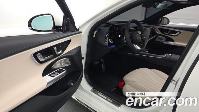 Mercedes-Benz E-Class 2026 — photo 10