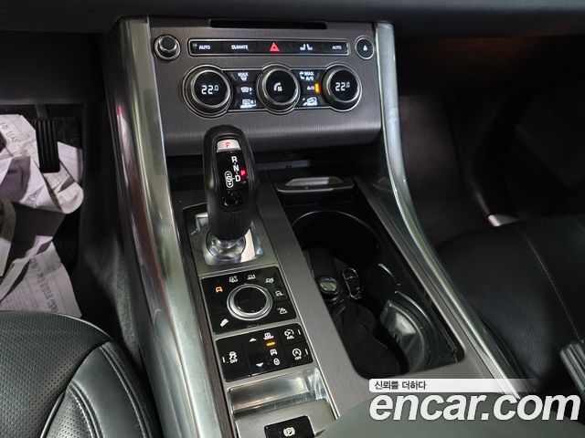 Land Rover Range Rover Sport 2015 — photo 9