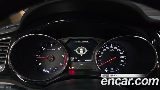 Kia Canival 2018 — photo 11