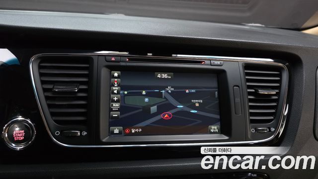 Kia Canival 2018 — photo 20