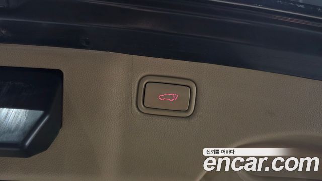 Kia Canival 2018 — photo 27