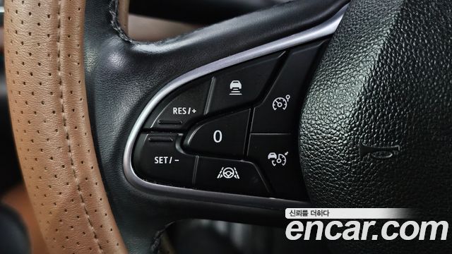 Renault Korea SM6 2021 — photo 23