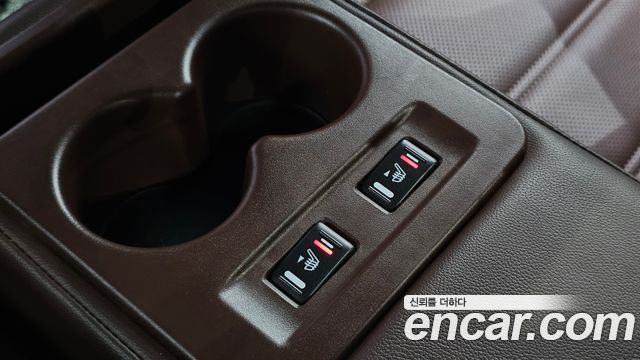 Renault Korea SM6 2021 — photo 28