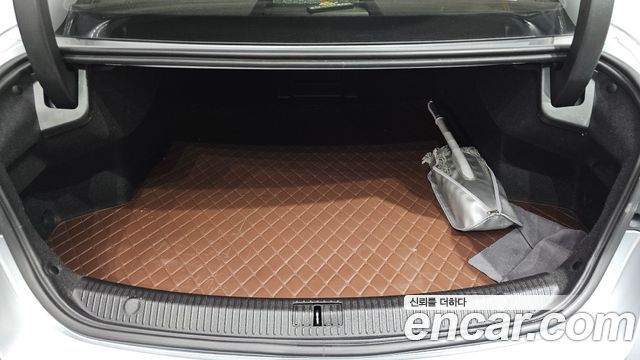 Renault Korea SM6 2021 — photo 33