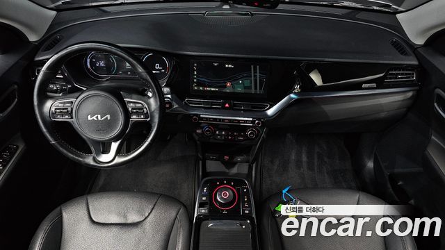 Kia Niro 2023 — photo 6