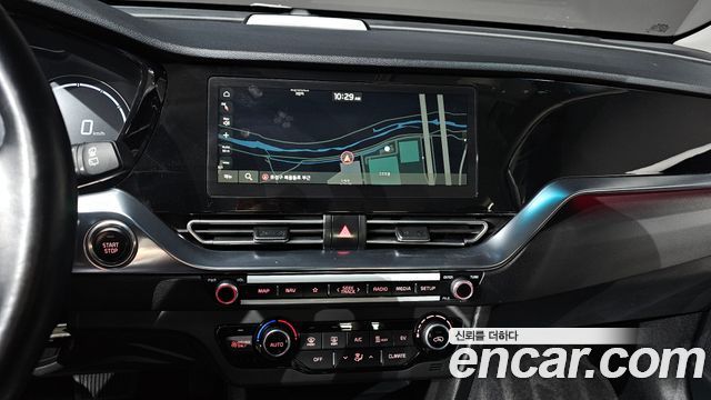Kia Niro 2023 — photo 13