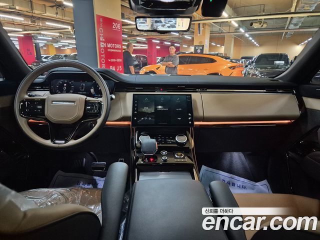 Land Rover Range Rover Sport 2023 — photo 7