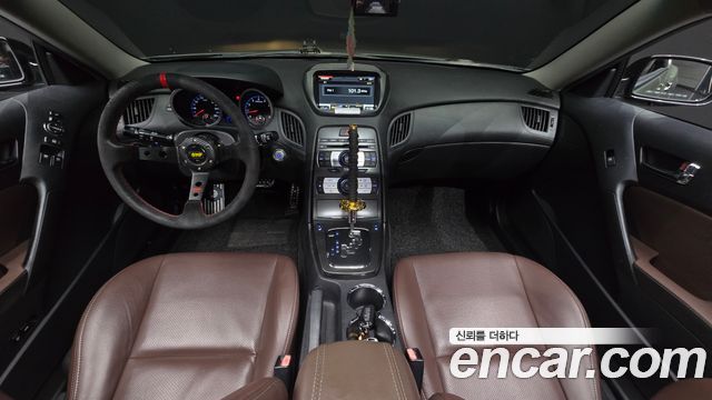 Hyundai Genesis 2009 — photo 7