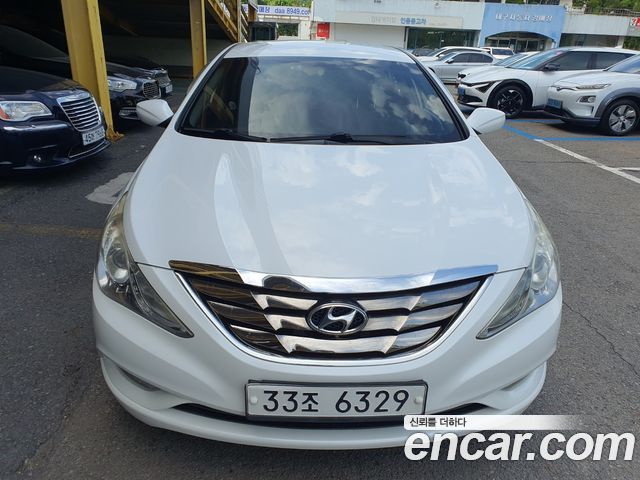 Hyundai Sonata 2011 — photo 3
