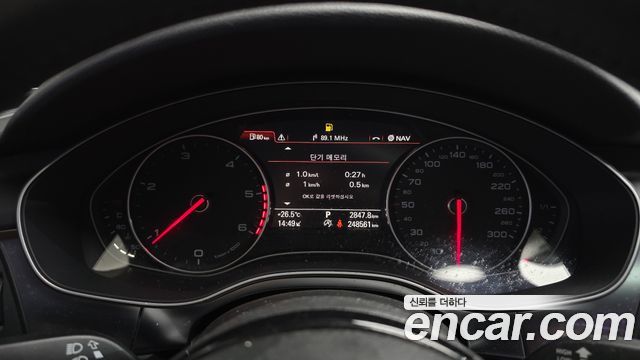 Audi A6 2014 — photo 8