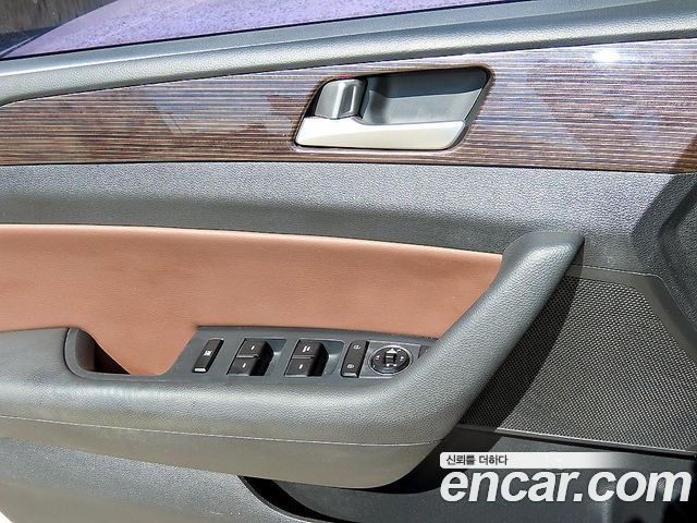 Hyundai Sonata 2018 — photo 11