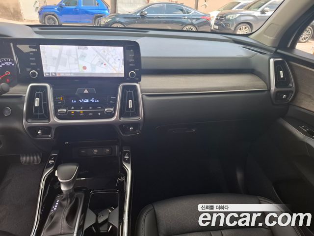 Kia Sorento 2023 — photo 8
