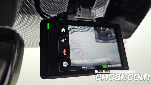 Audi Q4 e-tron 2022 — photo 32