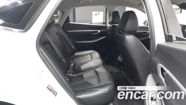 Hyundai Sonata 2020 — photo 18