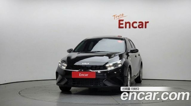 Kia K3 2023 — photo 3
