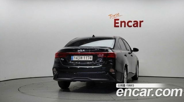 Kia K3 2023 — photo 4