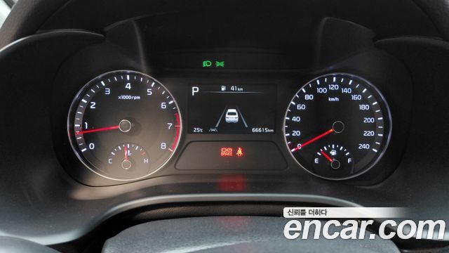 Kia K3 2023 — photo 11