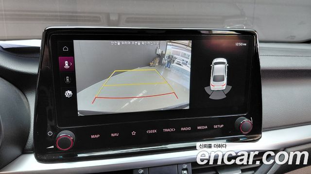 Kia K3 2023 — photo 21