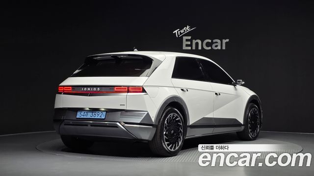 Hyundai Ioniq5 2022 — photo 2