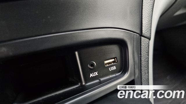 Hyundai Starex 2017 — photo 18