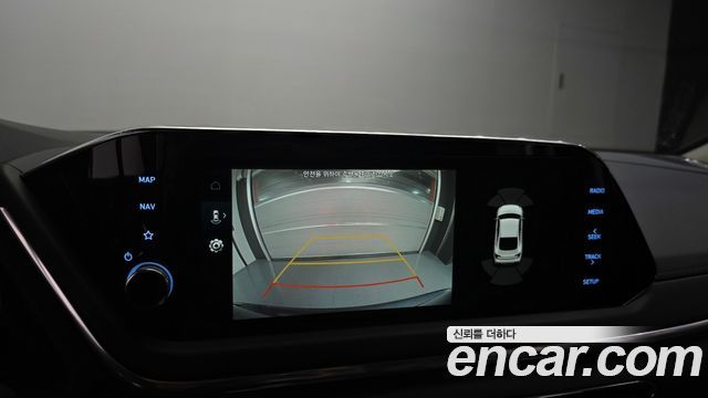 Hyundai Sonata 2022 — photo 16