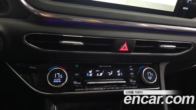 Hyundai Sonata 2022 — photo 19