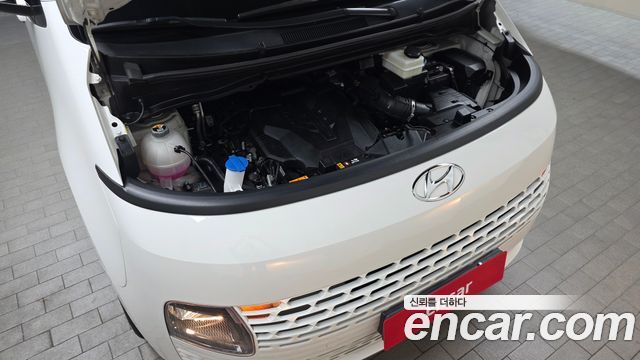 Hyundai Staria 2023 — photo 6