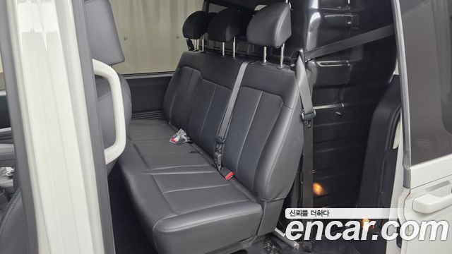 Hyundai Staria 2023 — photo 18