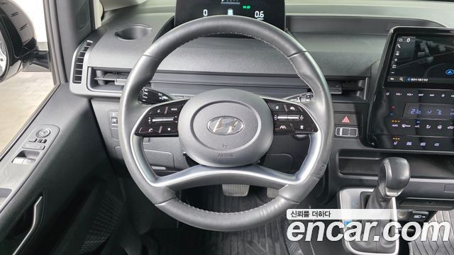 Hyundai Staria 2023 — photo 20
