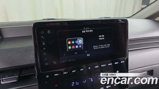 Hyundai Staria 2023 — photo 23
