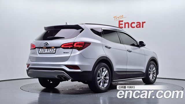Hyundai Santafe 2016 — photo 2