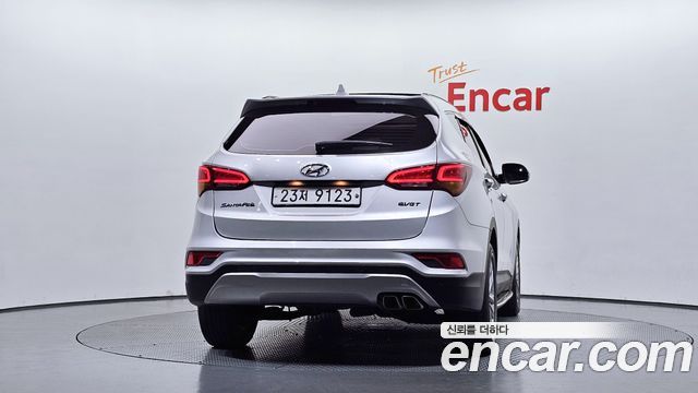 Hyundai Santafe 2016 — photo 4