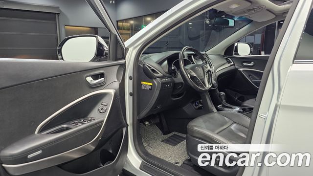 Hyundai Santafe 2016 — photo 10