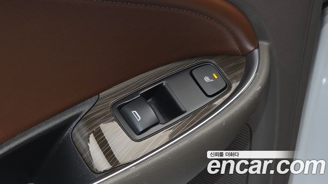 Chevrolet Korea Malibu 2017 — photo 20