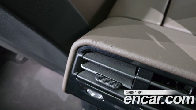 BMW 5-Series 2024 — photo 34