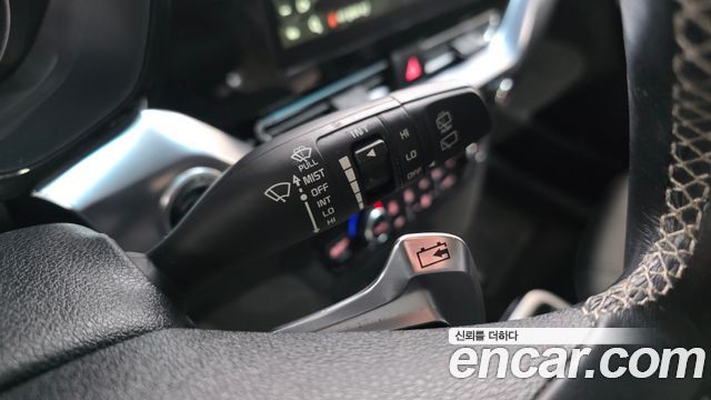 Kia Niro 2023 — photo 29