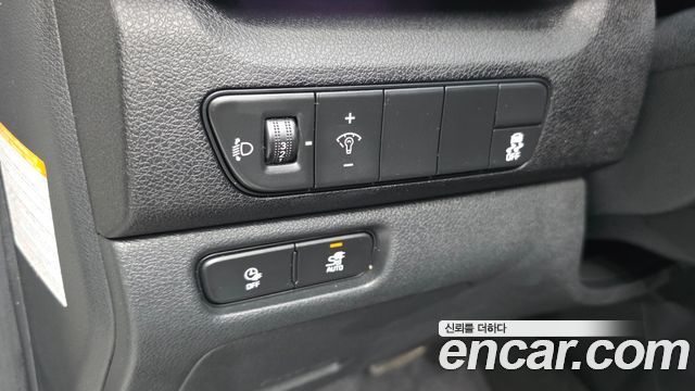 Kia Niro 2023 — photo 30