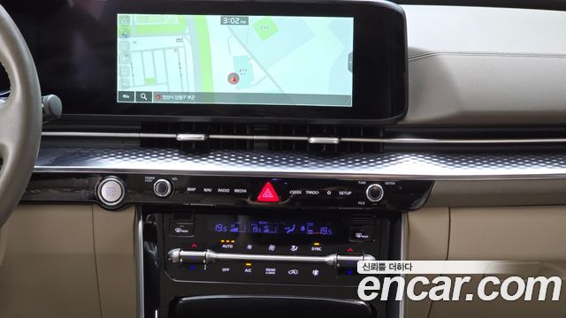 Kia Canival 2023 — photo 20