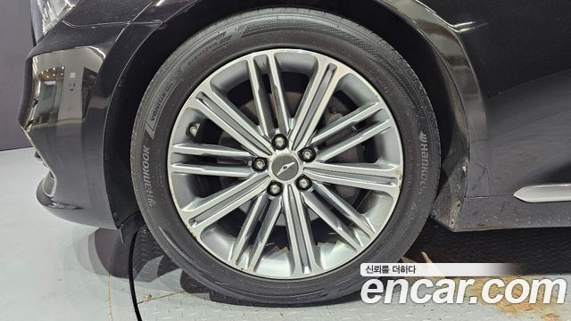Genesis G80 2019 — photo 5